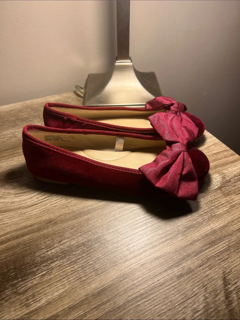 Cat & Jack Red Velvet Bow Ballet Flats for Kids stock (22)